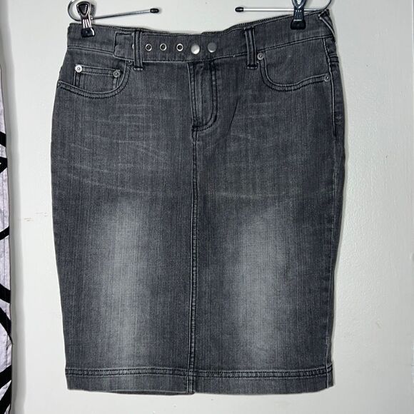 Vintage Y2K Victoria’s Secret, London Jean denim skirt, size 2 - Picture 1 of 11